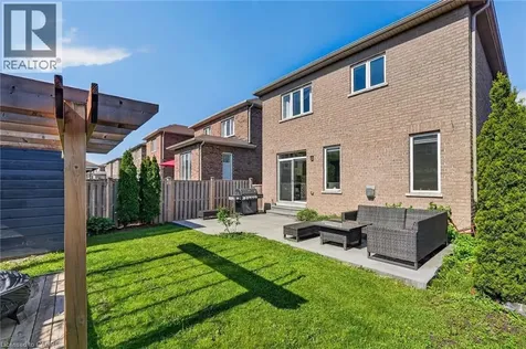 82 Chaumont Drive Stoney Creek ON L8J 0J8