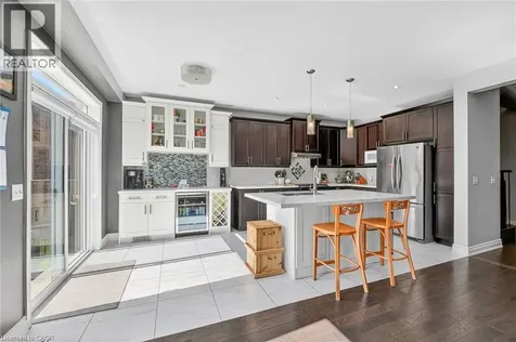82 Chaumont Drive Stoney Creek ON L8J 0J8