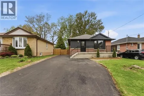 374 East 13th Street Hamilton ON L9A 4A1