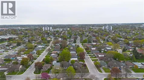 374 East 13th Street Hamilton ON L9A 4A1