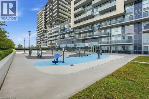 2087 Fairview Street Burlington ON L7R 0E5