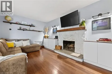 31 Maynard Street Hamilton ON L9B 1R9