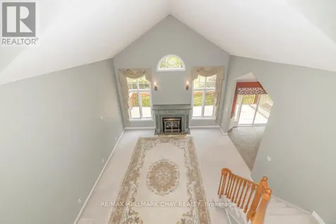 65 Sunset Boulevard New Tecumseth ON L9R 1Y8