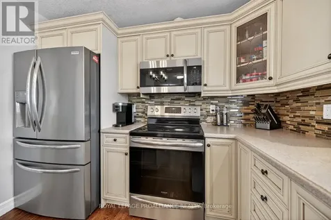 1014 Crestwood Drive Brockville ON K6V 7N1
