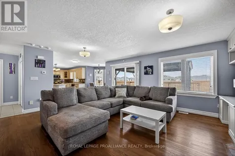 1014 Crestwood Drive Brockville ON K6V 7N1
