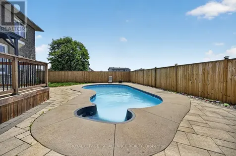 1014 Crestwood Drive Brockville ON K6V 7N1