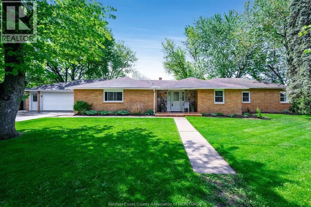 52 Robinson Street Wheatley ON N0P 2P0
