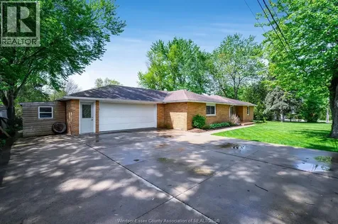 52 Robinson Street Wheatley ON N0P 2P0