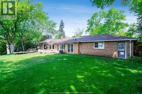 52 Robinson Street Wheatley ON N0P 2P0