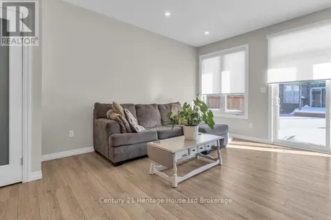 19 Livingston Drive Tillsonburg ON N4G 0J3