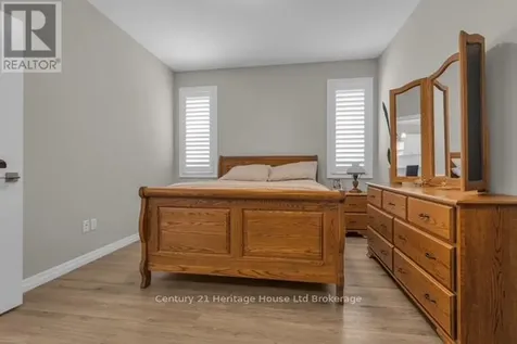 19 Livingston Drive Tillsonburg ON N4G 0J3
