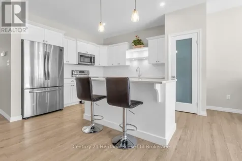 19 Livingston Drive Tillsonburg ON N4G 0J3