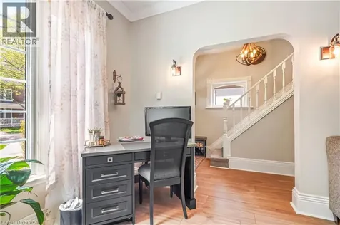 27 Ada Avenue Brantford ON N3T 4K8