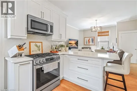 27 Ada Avenue Brantford ON N3T 4K8