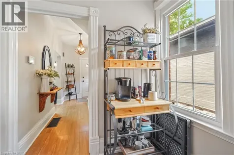 27 Ada Avenue Brantford ON N3T 4K8