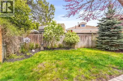 27 Ada Avenue Brantford ON N3T 4K8