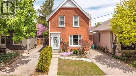27 Ada Avenue Brantford ON N3T 4K8