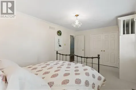 74 Centre Road Uxbridge ON L9P 1A4