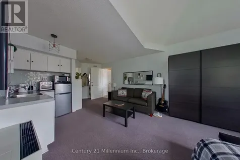 34 Dawson Drive Collingwood ON L9Y 5B4