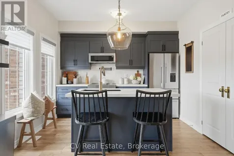 57 Harvest Crescent Barrie ON L9J 0T5