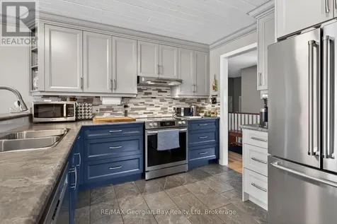 100 Peel Street Penetanguishene ON L9M 1C3