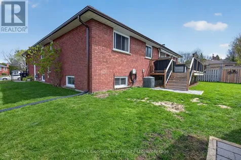 100 Peel Street Penetanguishene ON L9M 1C3