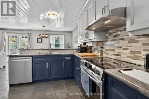 100 Peel Street Penetanguishene ON L9M 1C3
