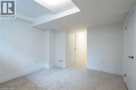 2273 Turnberry Road Burlington ON L7M 2B2
