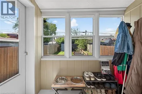 131 Garside Street North Hamilton ON L8H 4W4