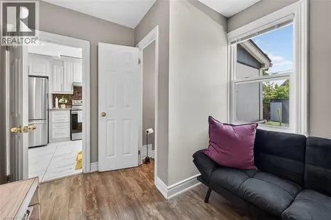131 Garside Street North Hamilton ON L8H 4W4