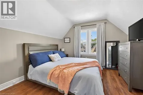 131 Garside Street North Hamilton ON L8H 4W4