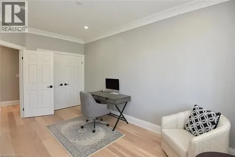 49 Riveroaks Drive Mount Hope ON L0R 1W0