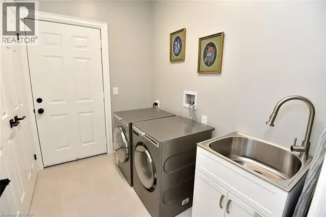 49 Riveroaks Drive Mount Hope ON L0R 1W0
