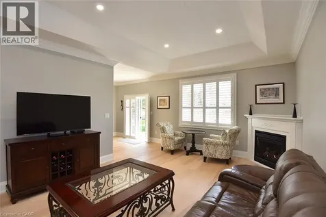49 Riveroaks Drive Mount Hope ON L0R 1W0