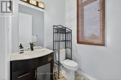 102 Pine Hill Road Bradford West Gwillimbury ON L3Z 0H1