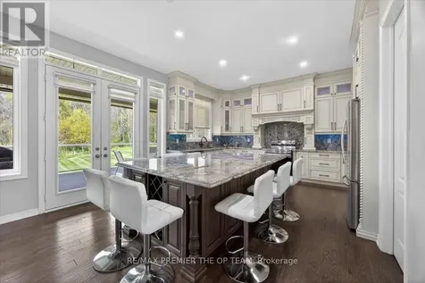 102 Pine Hill Road Bradford West Gwillimbury ON L3Z 0H1