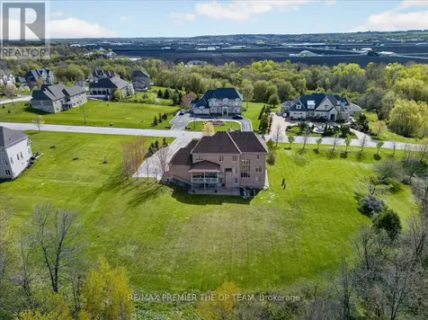102 Pine Hill Road Bradford West Gwillimbury ON L3Z 0H1