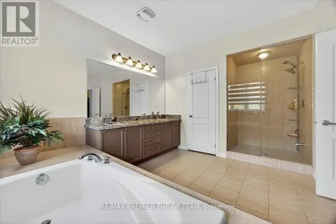 102 Pine Hill Road Bradford West Gwillimbury ON L3Z 0H1