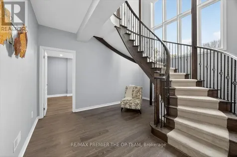 102 Pine Hill Road Bradford West Gwillimbury ON L3Z 0H1