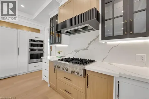 383 Wadsworth Street Oakville ON L6K 2A2