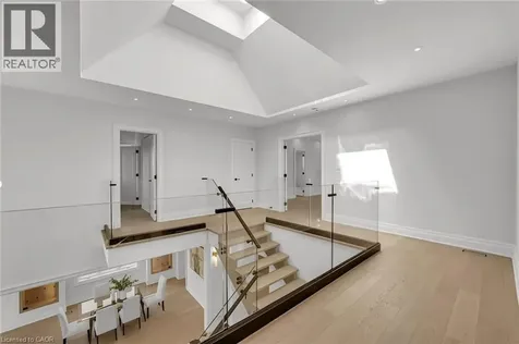 383 Wadsworth Street Oakville ON L6K 2A2
