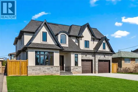383 Wadsworth Street Oakville ON L6K 2A2