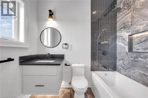 383 Wadsworth Street Oakville ON L6K 2A2