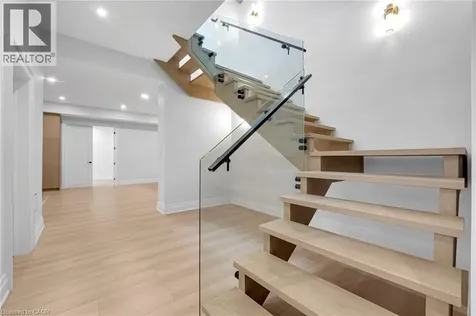 383 Wadsworth Street Oakville ON L6K 2A2