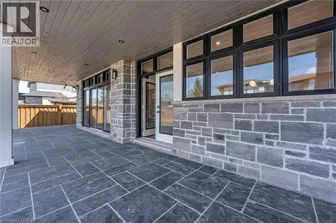 383 Wadsworth Street Oakville ON L6K 2A2
