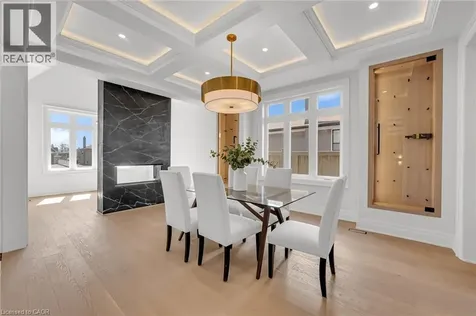383 Wadsworth Street Oakville ON L6K 2A2