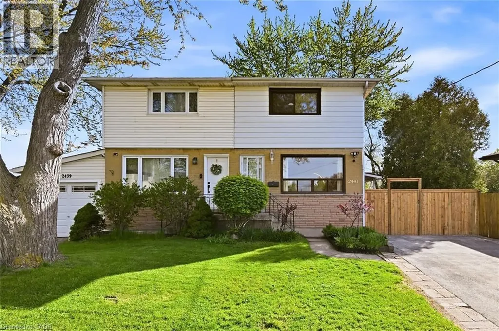2441 Barclay Road Burlington ON L7R 2B7