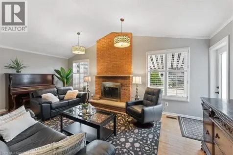 284 Delancey Boulevard Hamilton ON L9B 1Y9