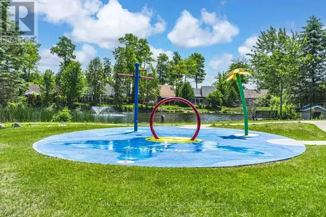 13 Huron Circle Wasaga Beach ON L9Z 1X7