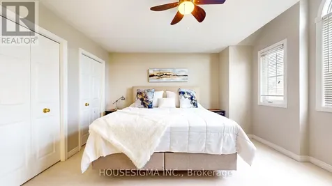 22 Highlands Crescent Collingwood ON L9Y 5H3